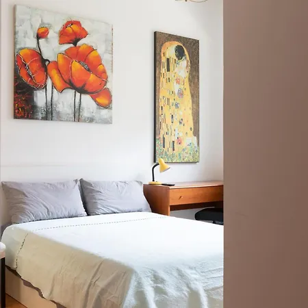 Parioli Free Wi-fi 2 Bdrm&kitchen&ac