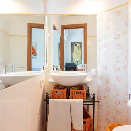 Maison d'hôtes Parioli Free Wi-fi 2 Bdrm&kitchen&ac 4*