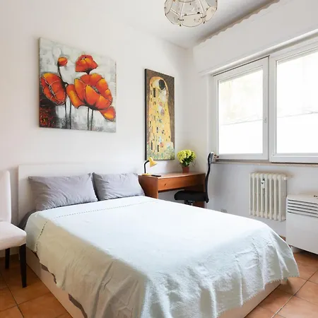 Parioli Free Wi-fi 2 Bdrm&kitchen&ac Konukevi 4*