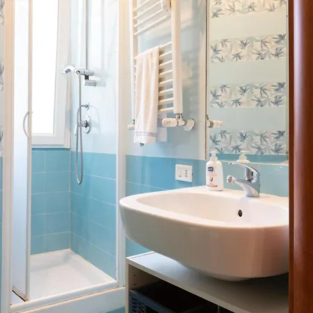 Parioli Free Wi-fi 2 Bdrm&kitchen&ac